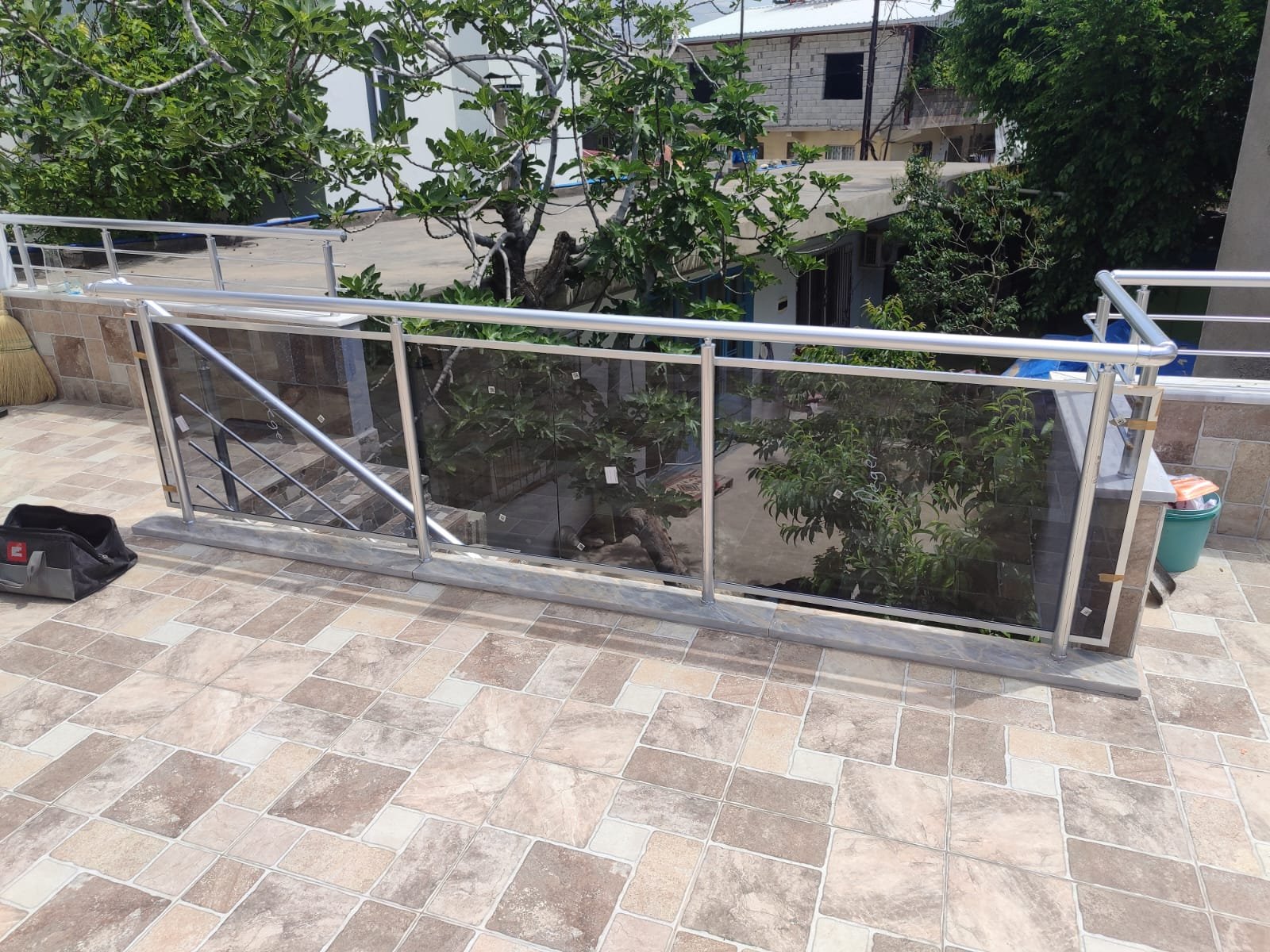 Sürme Balkon Kapısı Uygulaması